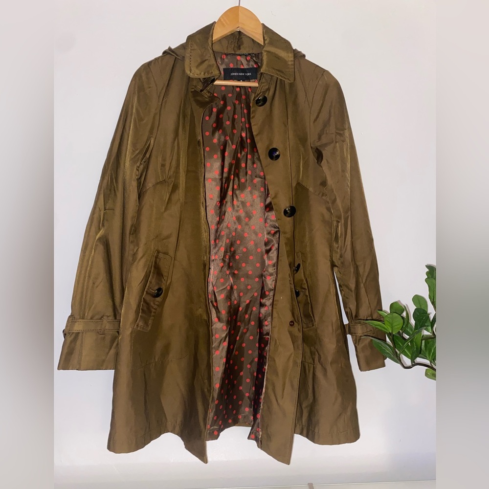 Jones New York trench coat 🧥